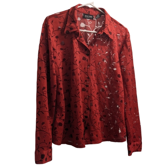 New York & Company Tops - New York & CO Red Floral Button Down L